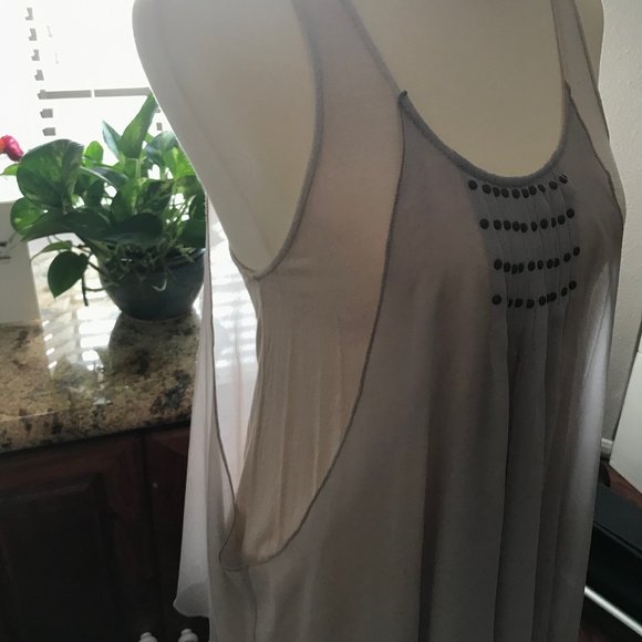 "Ya Los Angeles" Beautiful Sexy layered Top SALE - Picture 3 of 4